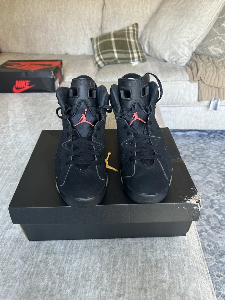 Zapato Nike Jordan 6 Retro Infrarrojo Medio Para Hombre Talla 9.5 2019 384664-060 Usado Foto 3 de 4