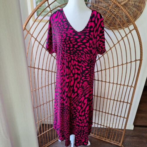 TAKING SHAPE TS Cold Shoulder Leopard Pink Print Dress XXS Plus Size Curve AU 14 - Afbeelding 1 van 6