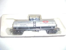 HO  SCALE IHC Diamond Alkali Company  SINGLE DOME TANK CAR!