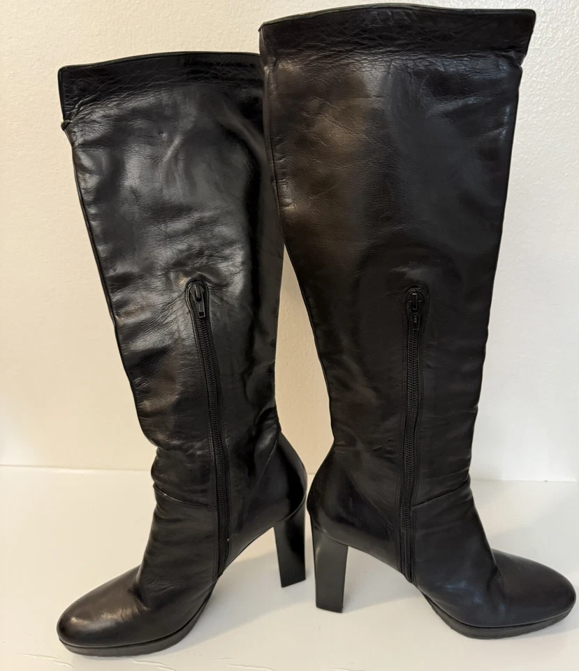 Stuart Weitzman Women Black Leather Boots Sz 7 EUC - Image 3 of 4
