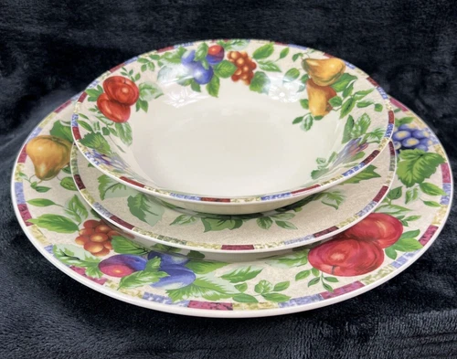 Sakura Sonoma Dinner Set Oneida Fruit Design~~Set of 24 Pieces