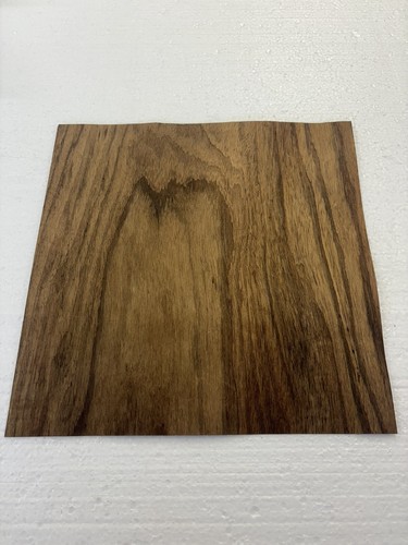 Impiallacciatura legno noce 12" x 12" grezzo senza supporto spessore 1/42" sottile con alburno - Foto 1 di 3