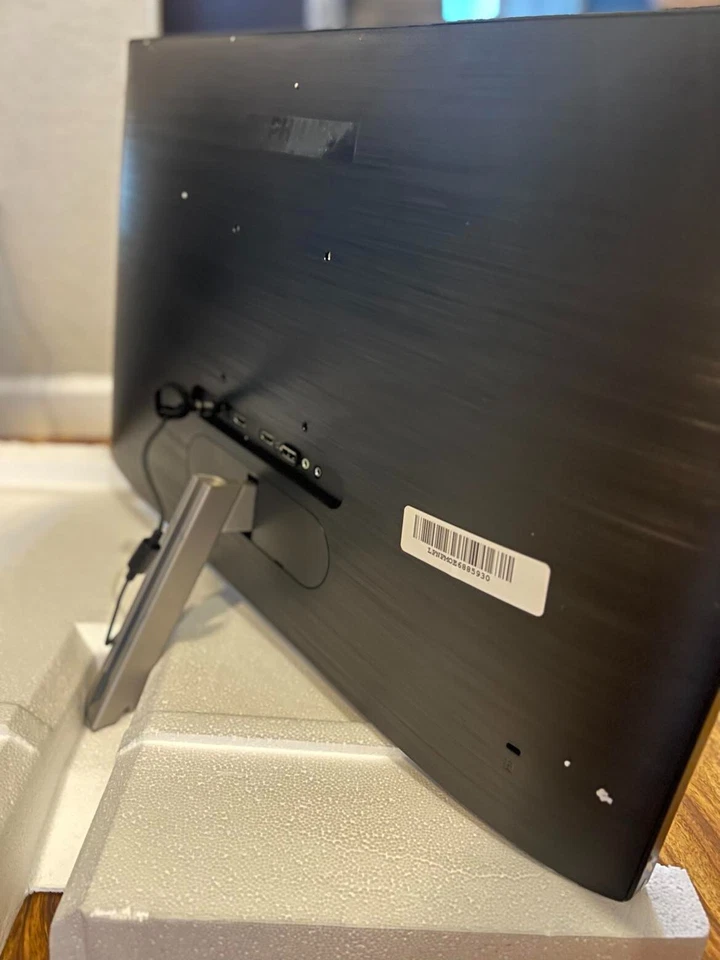 Philips E Line 27" LED Monitor - Black - FOR PARTS  - Image 3 of 4