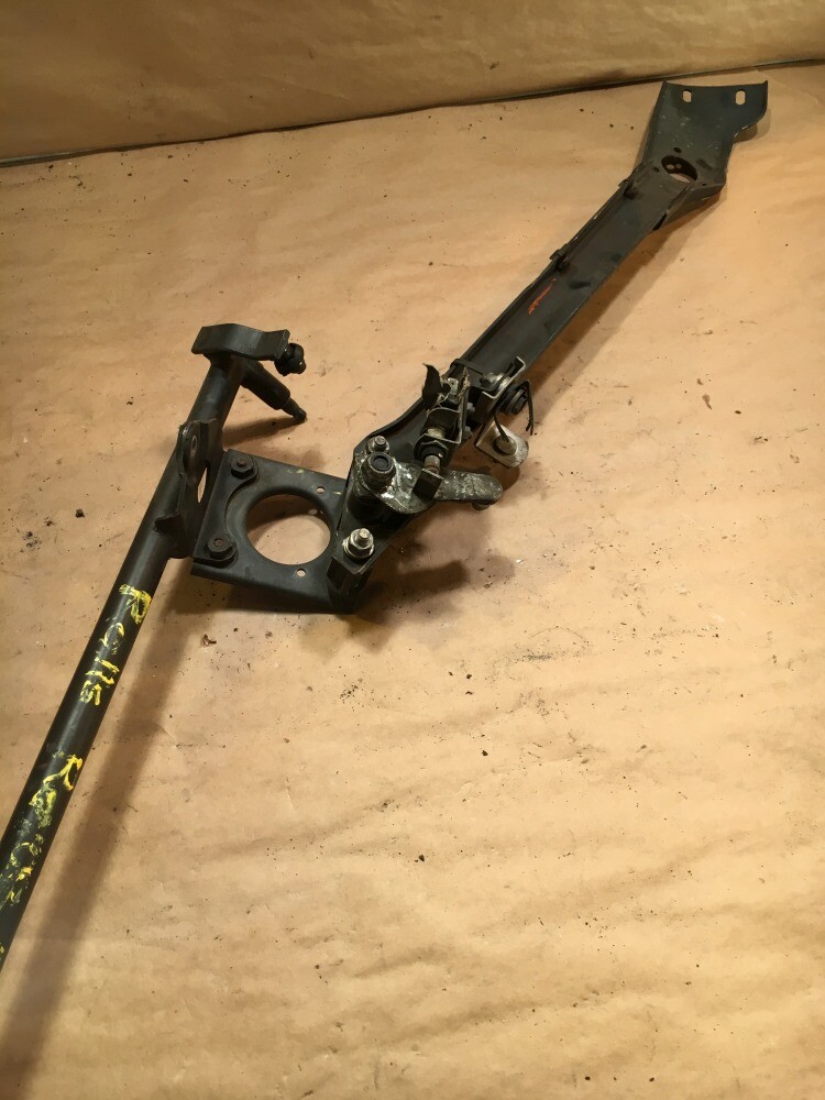 OEM Vintage 1985 Rolls Royce Front Windshield Wiper Motor Linkage Original Part