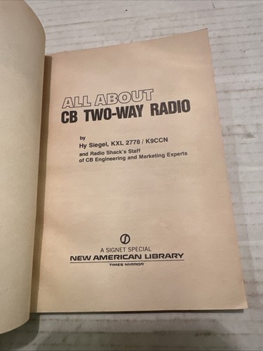 Radio Shack All About CB bidirectionnel radio guide livre 1ère édition 4ème impression 1976 - Photo 3/12