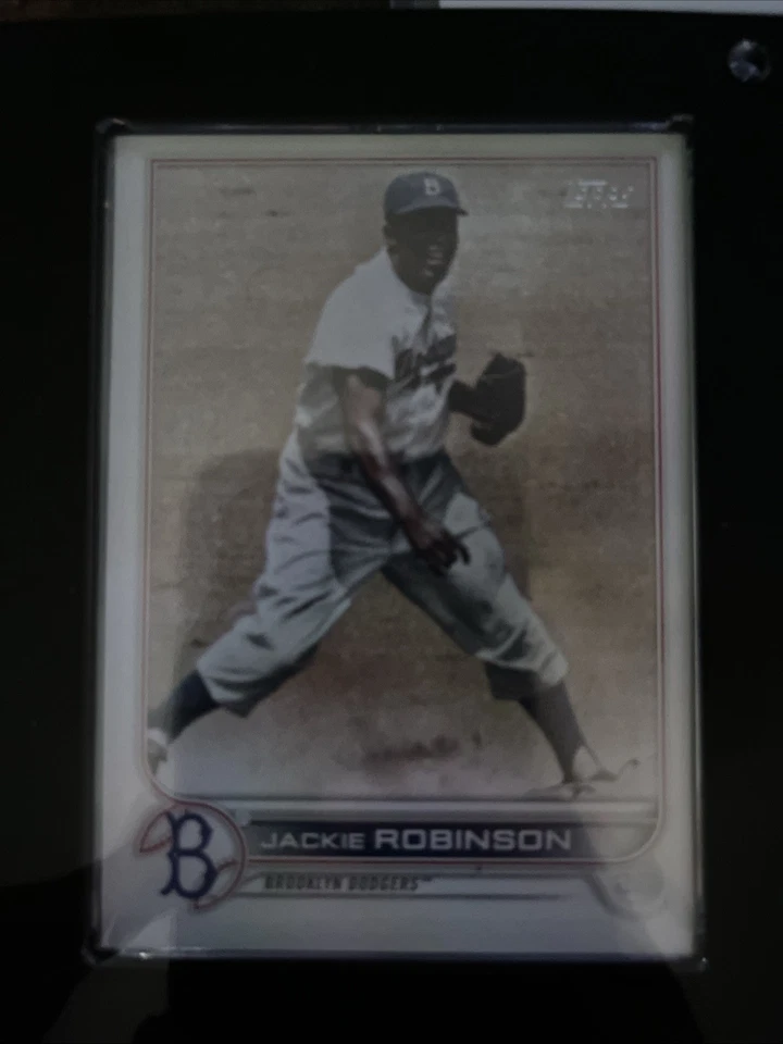 2022 Topps Update Series - Legend Variation Jackie Robinson #US42 - Image 3 of 4