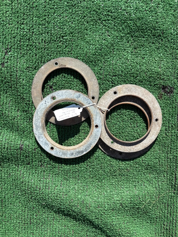 1964 Impala ss backside of hubcap center mounting rings 64 Super Sport - Image 4 of 4