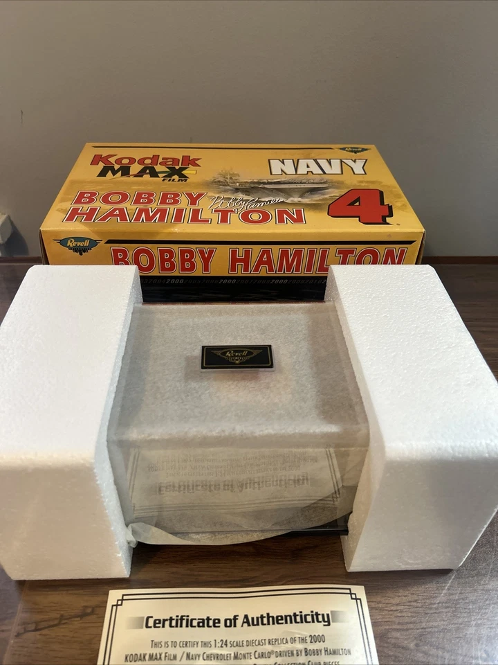 Película Bobby Hamilton Kodak Max Fuerzas Armadas Marina 1/24 Nascar Diecast 2000 Revell Foto 2 de 4