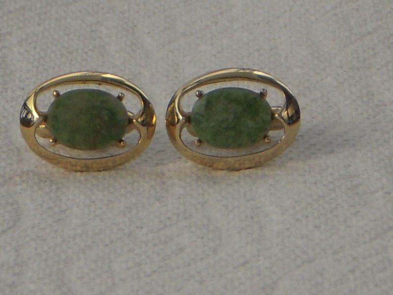 Vintage Cufflinks, Gold-Tone with Green Aventurine Stone, 1980's, Excellent Cond