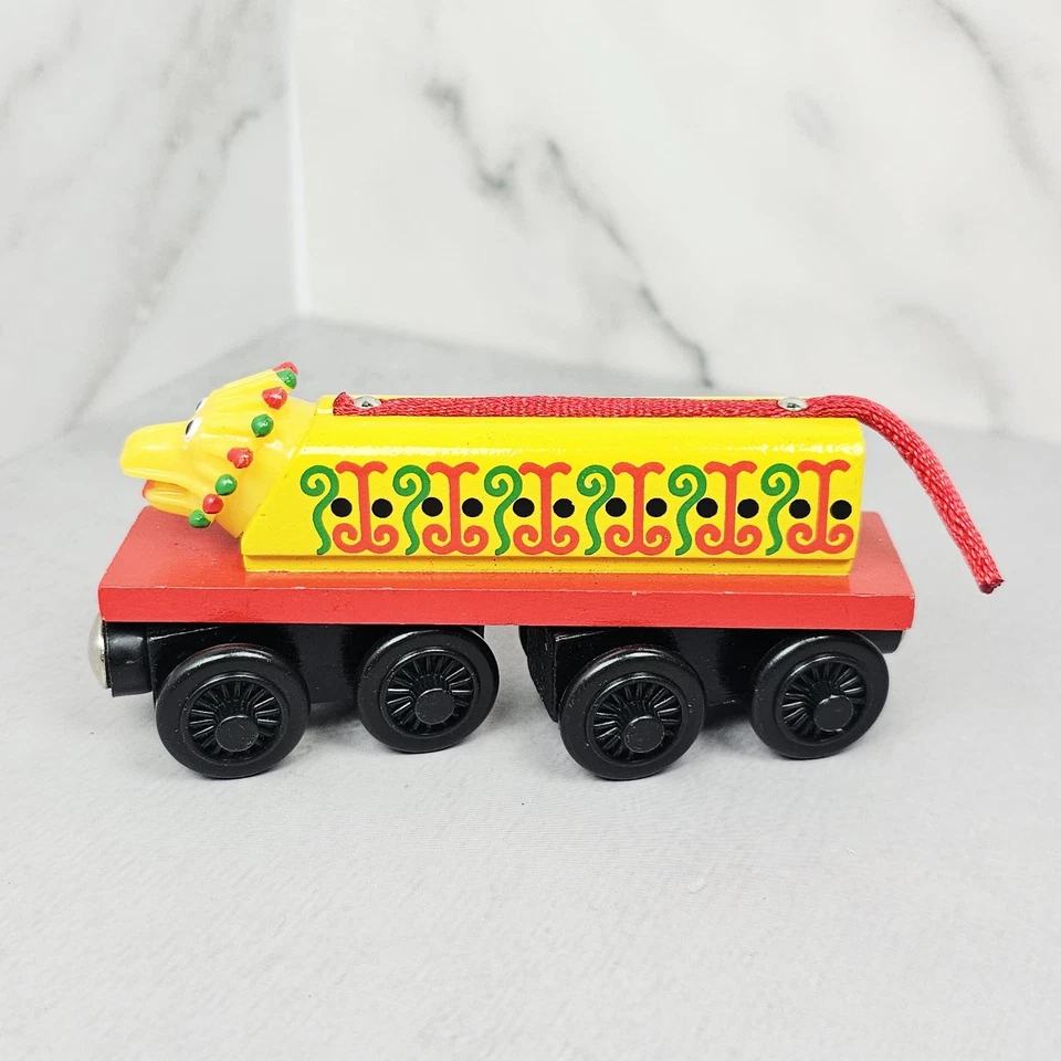 Thomas Wooden Railway Chinese Dragon 2002 tren tanque motor de colección Foto 2 de 4