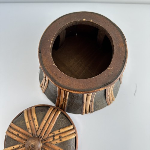 Antigua cesta japonesa madera ratán metal relieve caja de costura almacenamiento con tapa - Imagen 10 de 10