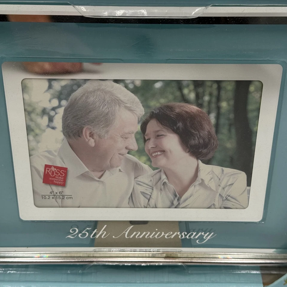 Marco de fotos Russ Reflections Of Love rectangular diseño de metal plateado fotos 4x6 Foto 2 de 4