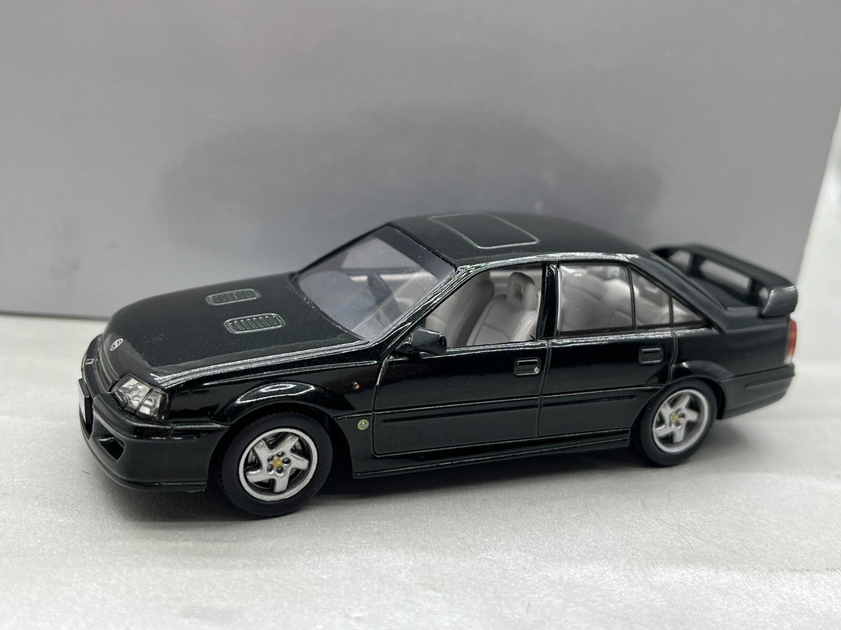 Provence Miniatures 1/43 – Opel Vectra GTS V8 Valvoline DTM 2004 #14 (Occasion)