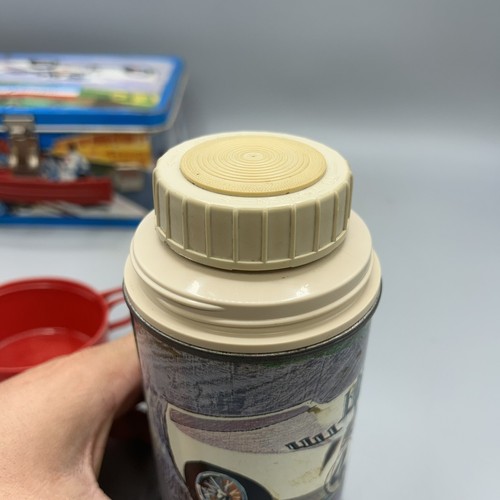 VINTAGE AUTO RACE LUNCHBOX W/ THERMOS - 1967 KING SEELEY - THERMOS CO. - Picture 15 of 16