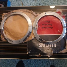 Vauxhall Victor VX490 FB headlamp rims