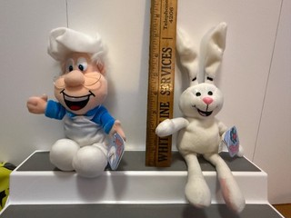 Trix Rabbit and Wendell the Baker Plush Doll Toy General Mills 1998
