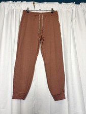 Vuori Women s Performance Drawstring Joggers In Terracotta. Size Small. 110