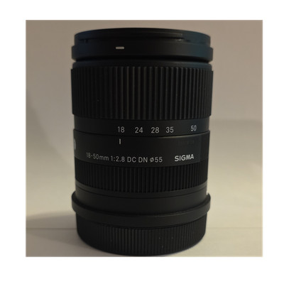 Sigma 18-50mm f/2.8 DC DN Zoom Lens - L Mount, with 55mm Filter