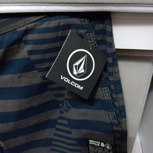 NWT Volcom shorts BLUE Gray Striped size 31 Graphito dress style Casual - Picture 3 of 6