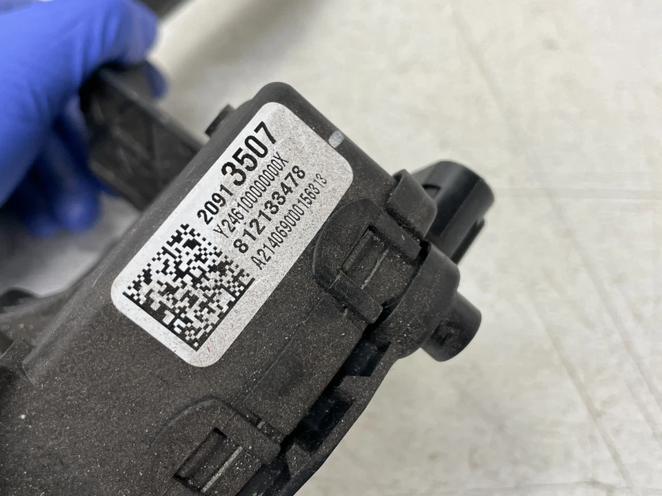 Acelerador de pedal de gas 15-20 GMC Yukon 1415 OEM Foto 3 de 4