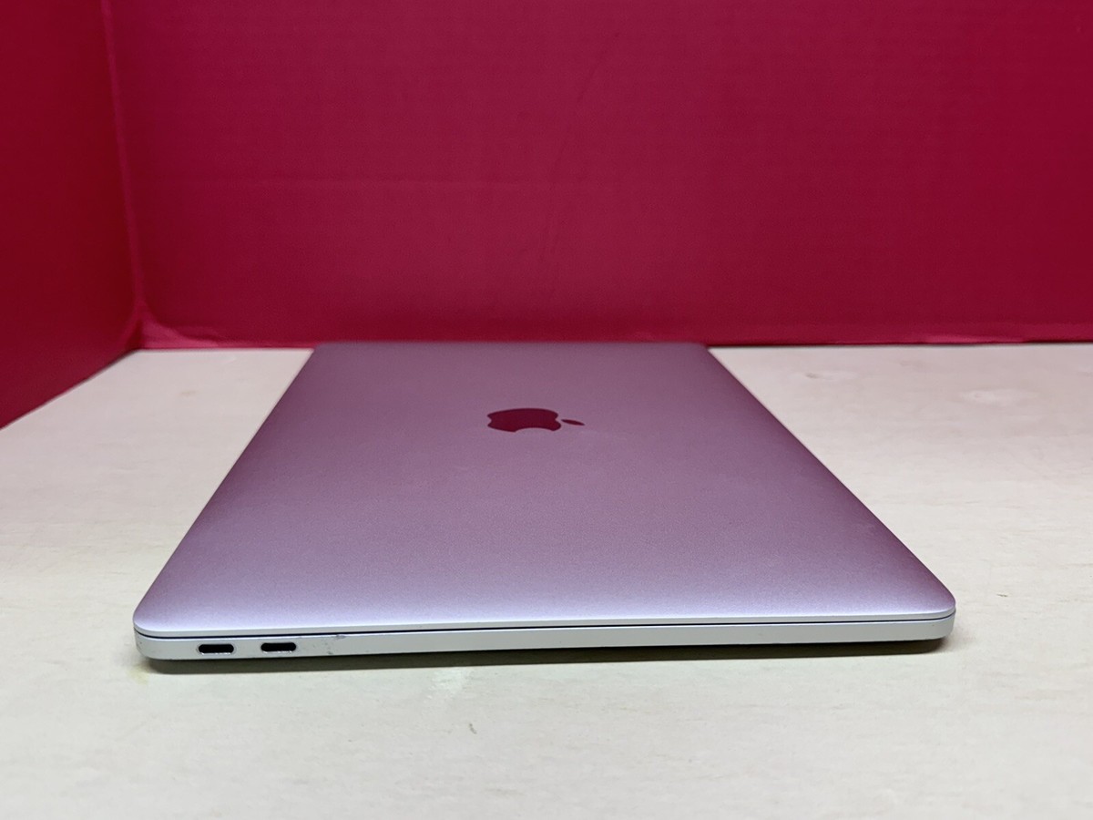 Apple MacBook Pro 13.3 Apple MacBook Pro 13.3