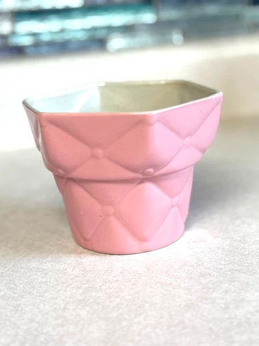 Vintage Hull USA Pink Diamond Quilt Planter Cachepot Pot #149 MCM