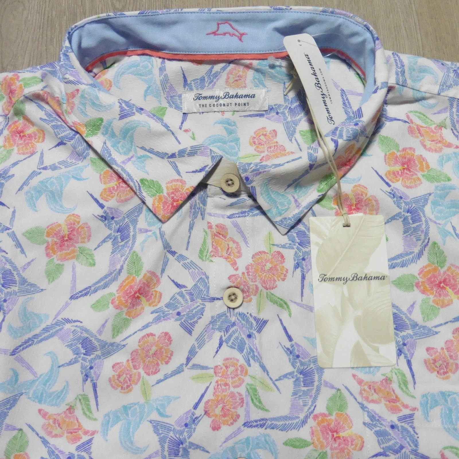 TOMMY BAHAMA Mens 4XLB 4XL BIG & TALL COCONUT POINT HAWAIIAN SHIRT MARLIN MANIA
Opens in a new windo