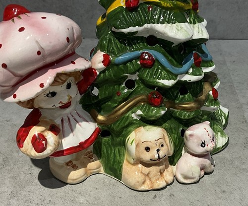 Vintage 1980 Strawberry Shortcake Berry Merry Christmas Ceramic Lighted Tree - Picture 14 of 20
