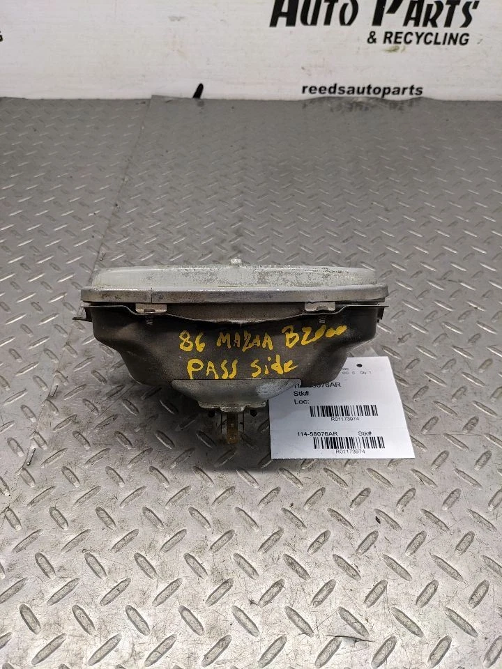 Вольфрамовая лампа для правой пассажирской фары подходит для 82-84 87-93 MAZDA B-2200 1173974 - Изображение 4 из 4