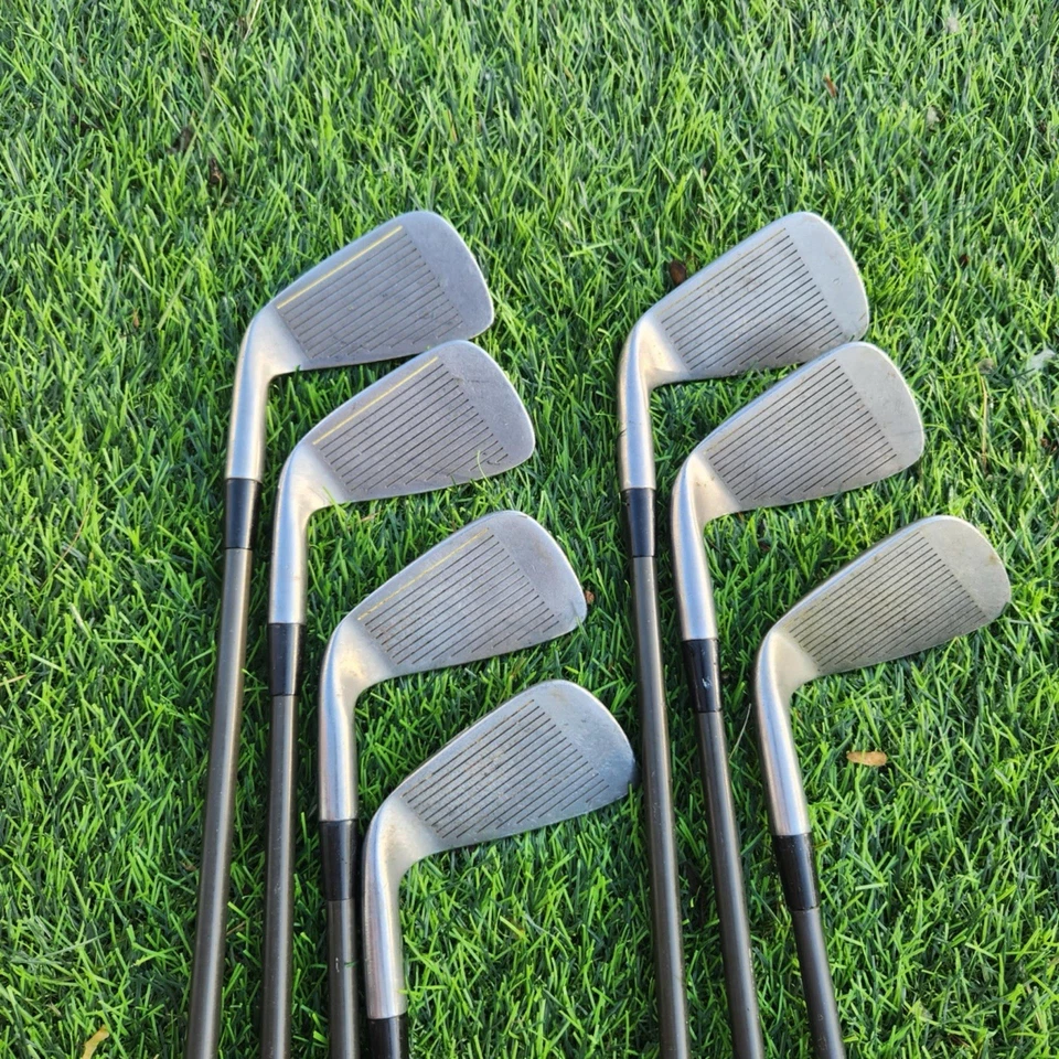 Juego de 7 piezas de hierro PRGR CT-503 4-PW varillas de grafito flexibles regulares diestro Foto 3 de 4