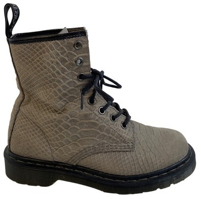 Dr. Doc Martens 1460 Embossed Leather Lace Up Boots Unisex Size 6 Women 5 Men