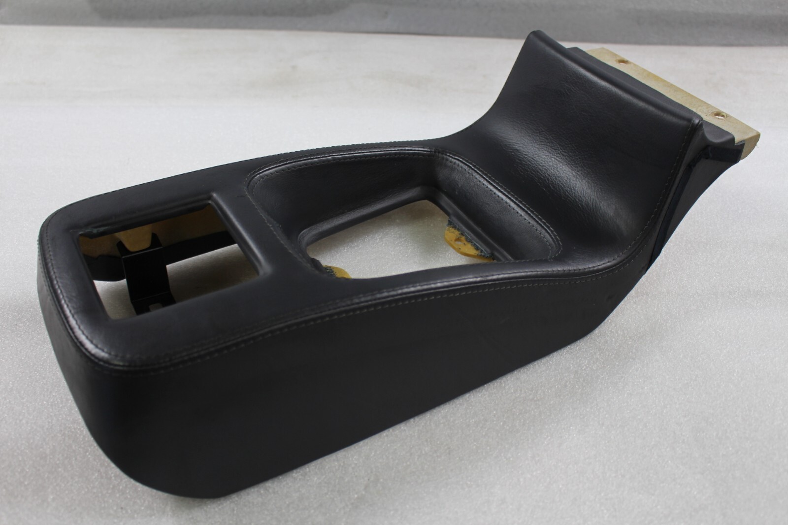 Ferrari 456, Rear Console, Scuffed, Used, P/N 654139