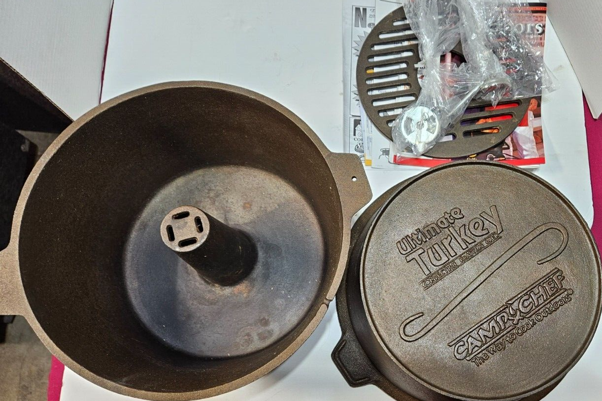 UNUSED Camp Chef Cast Iron Dutch Oven Ultimate Turkey Roaster 13