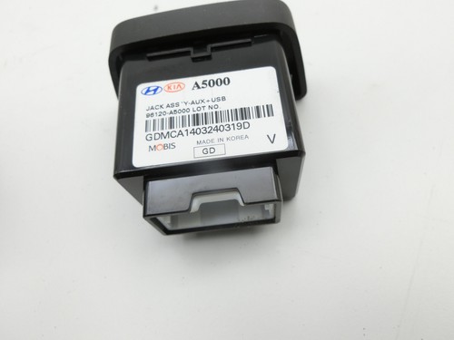 Gniazdo USB CAT AUX Złącze do Hyundai I30 GD 11-15 96120-A5000 - Zdjęcie 5 z 8