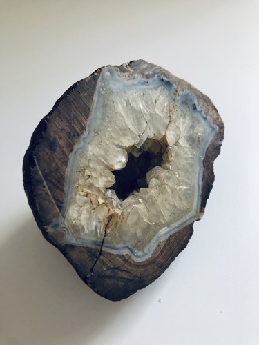 Vintage Quartz Crystal Rock Geode 3.5" x 3" x 1.5"