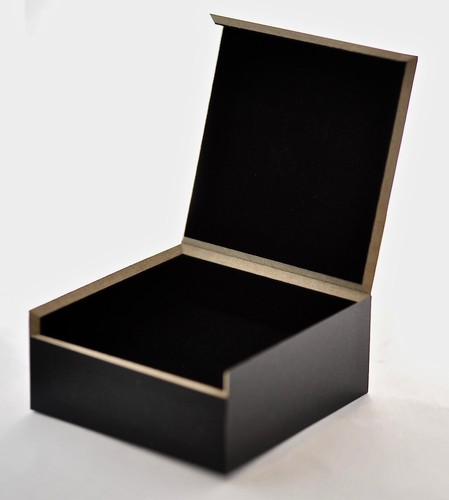 Manu R829 White Pearl Ring in 22ct Yellow Gold and Sterling Silver RRP £195 - Photo 9/10