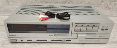Hitachi HTA-25F AM FM Stereo Tuner Amplifier Receiver Quartz Synthesizer Tested
