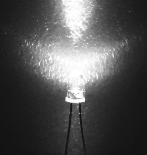 10 LED Leuchtdioden GRÜN / BLAU / ROT / WEIß / GELB 3mm 5mm LEDs m/o Widerstände