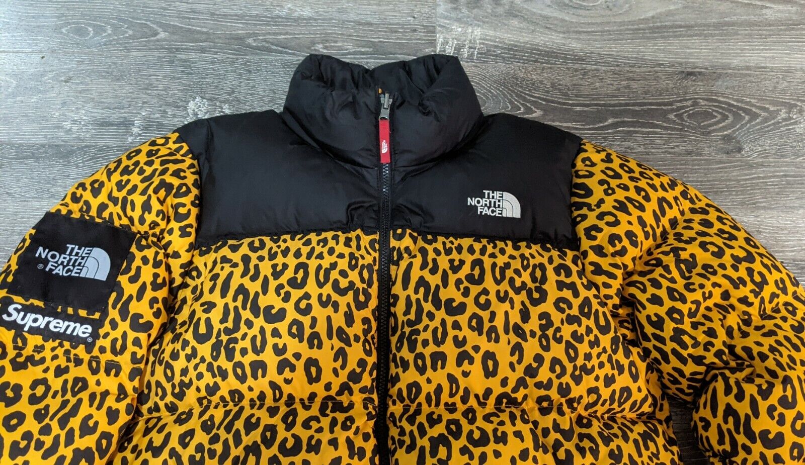 SUPREME x THE NORTH FACE Nuptse Jacket Yellow Leopard - 100