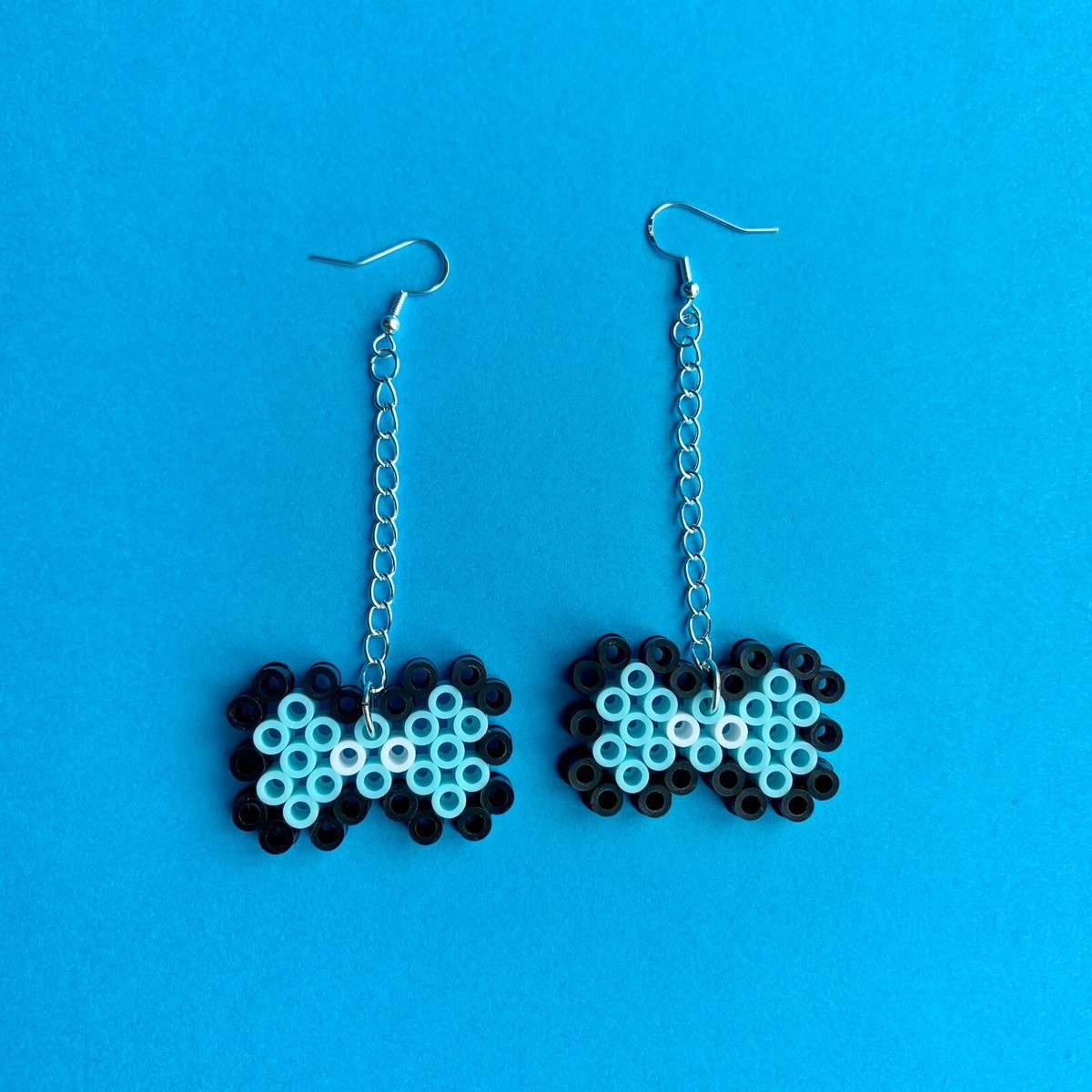 bow tie perler beads