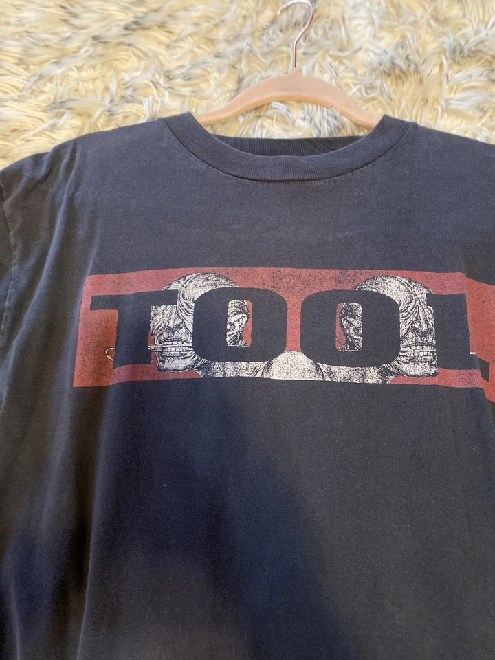 TOOL Band - Camisa Medicine Twins 1993 Rara Manga Larga M De Colección Metal Original Foto 2 de 4