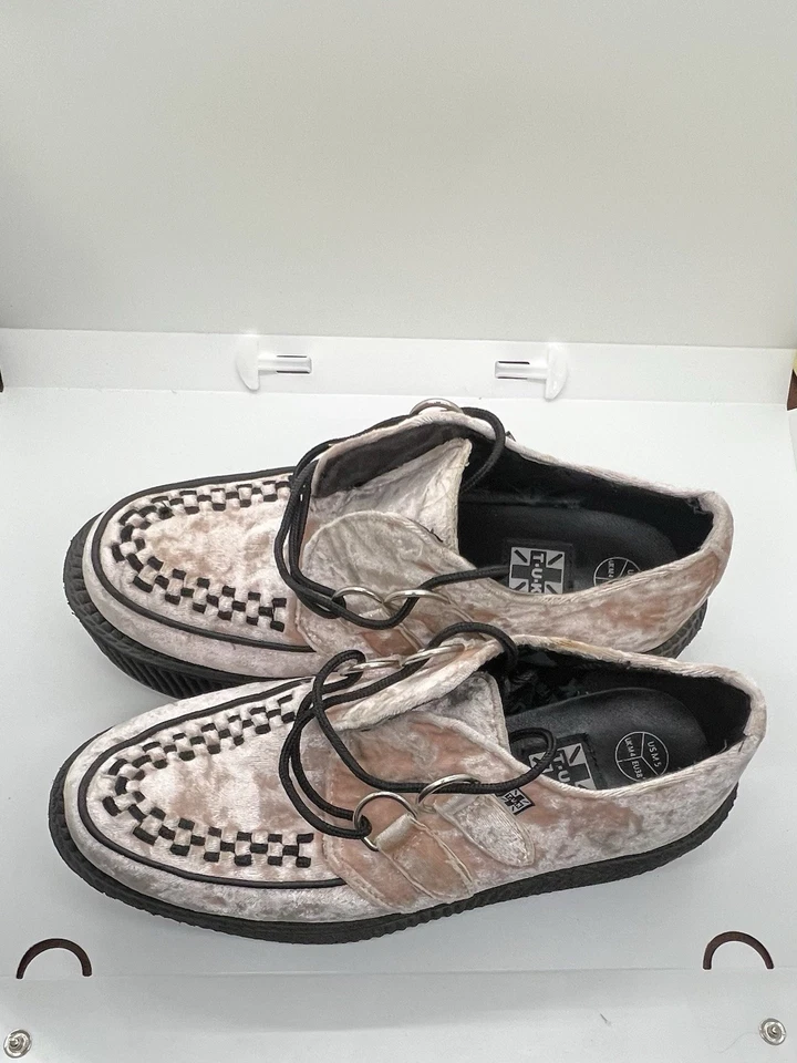 Zapato T.U.K Creepers Frosty Rosa Claro Terciopelo Triturado Talla 7 Unisex Foto 2 de 4