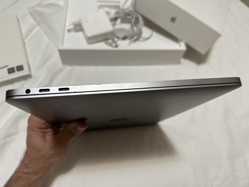 MacBook 13" Pro Touch Bar 2017 (3,1Ghz intel i5 dualcore, 16GB RAM, 256SDD) - Bild 6 von 11