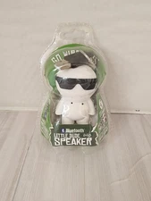 Vintage iHip Little Dude Robot Mini Speaker in White NIB