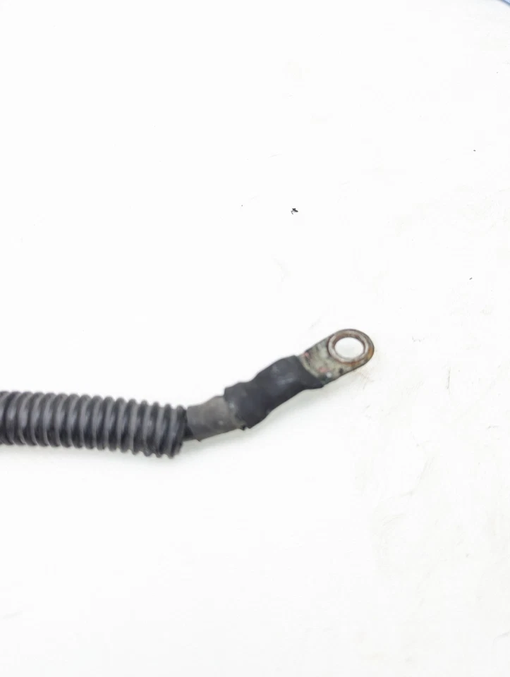 01-05 Cable de alimentación de arranque del alternador Mercedes W163 ML350 FABRICANTE DE EQUIPOS ORIGINALES Foto 4 de 4