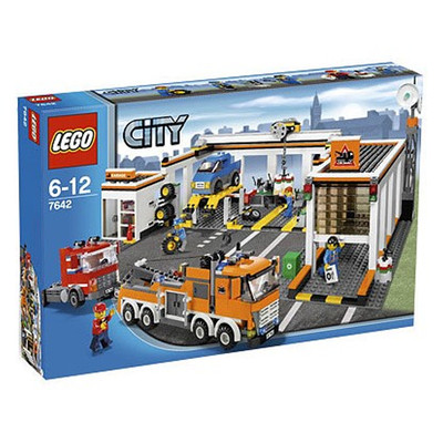LEGO City / Town #7642 ''CITY GARAGE'' - Brand New & Sealed, VERY OLD & RARE!!!