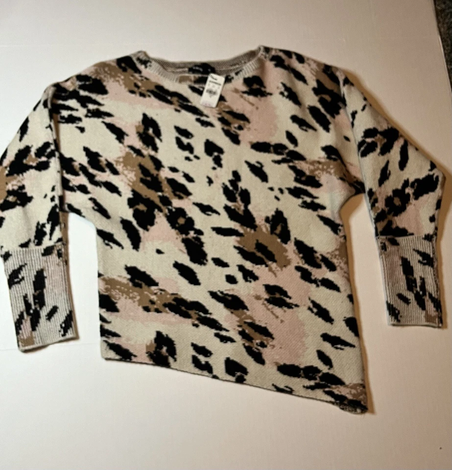 Nuevo con etiquetas Suéter Express Cheetah Leopardo Talla XS Suave Acogedor Beige Marrón Tostado Mob Esposa