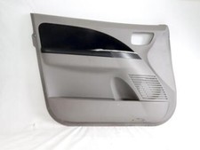 Porte avant et accessoires Mitsubishi GRANDIS