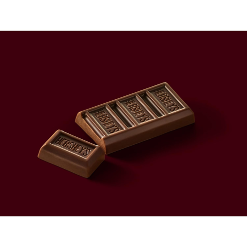 HERSHEY'S Milk Chocolate Snack Size, Candy Bars, 11.25 Oz (25 Pieces) - Picture 4 of 12