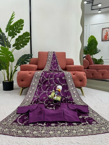 Attractive Designer Heavy Japan Satin Silk Saree With Blouse For Wedding - Picture 9 of 10